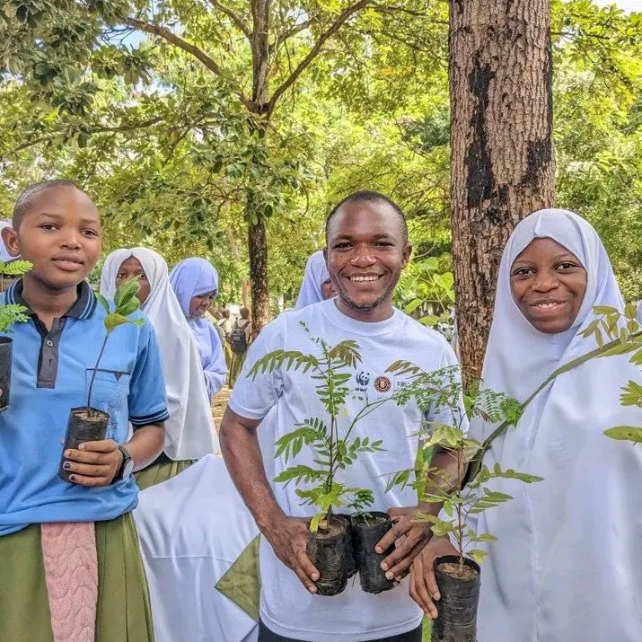 Leading Change: Saustine’s Journey to Empower Youth and Combat Climate Change in Tanzania